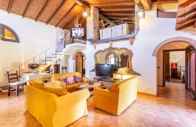 Casa de vacaciones en Pilarciano con 4 habitaciones, capacidad 7