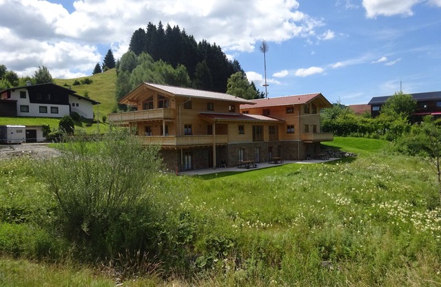 Ferienhaus Jungholz: Gemütliches Chalet - wo sich Allgäu und Tirol "küssen"