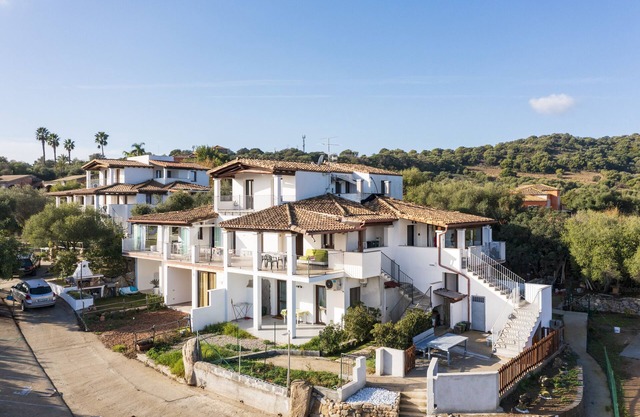 Ferienhaus "Marina Holiday" mit Meerblick, 2 privaten Terrassen und WLAN