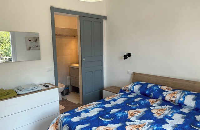 Vacation home Marisa, in quiet area close to the sea and conveniences.