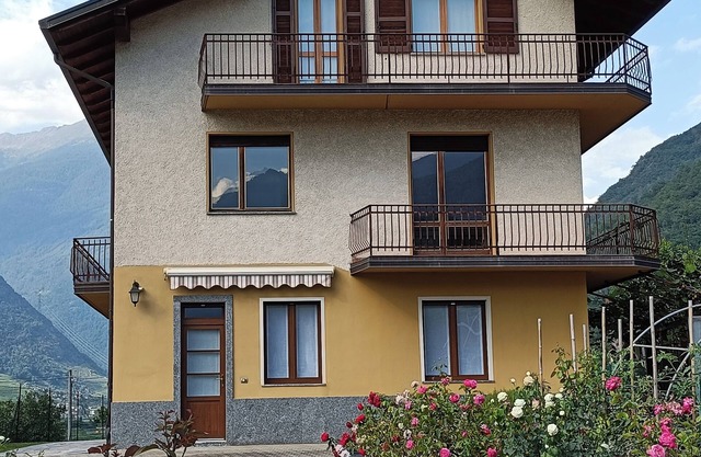Vacation home "Orobie", only 10 minutes from the Bernina red train