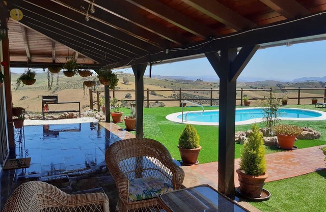 Ferienhaus "Salvador" mit Bergblick, privatem Pool und WLAN