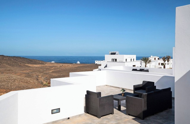 Ferienhaus 'Tritón 6' mit Meerblick, WLAN und Klimaanlage