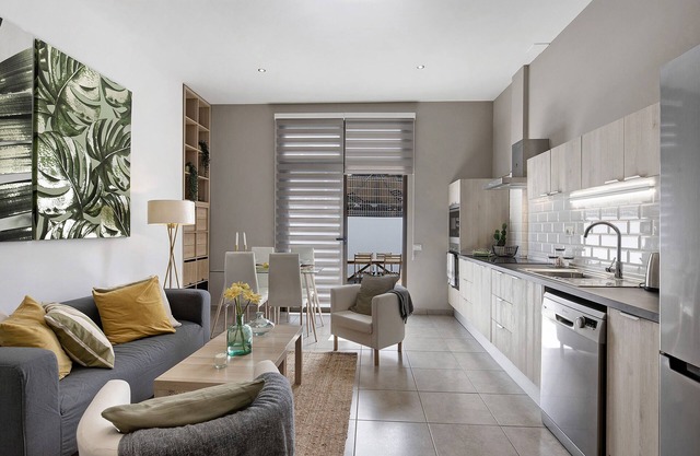 Ferienwohnung "Urban Park Aloe" mit Meerblick, Terrasse und WLAN