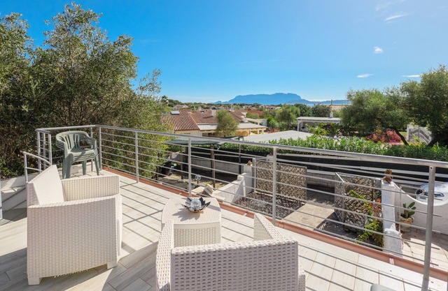 Ferienhaus 'Viletta a Mare' in Strandnähe mit Garten, 2 Terrassen & WLAN