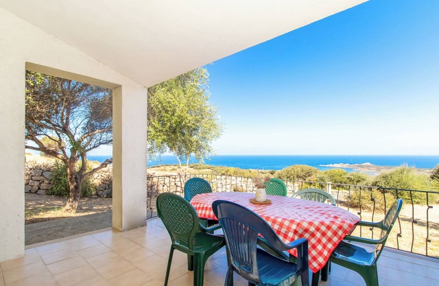 Ferienhaus Villa Agnese mit Meerblick, Terrasse und Garten