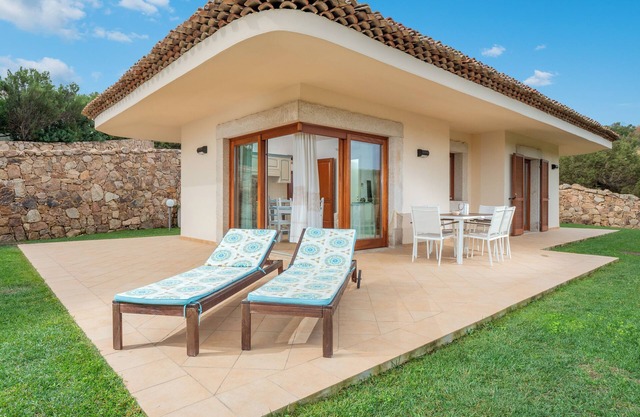 Ferienhaus "Villa Piana" mit atemberaubendem Blick auf das Meer und die Berge, Terrasse und Garten
