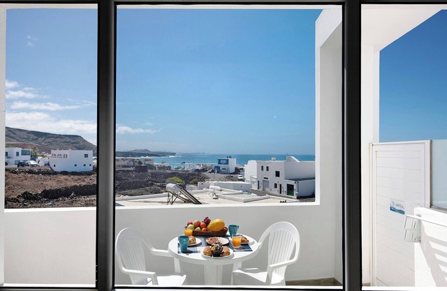 Ferienhaus 'Viviendas El Pescador - Vela' mit Gemeinschaftsterrasse und WLAN