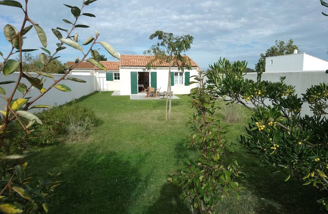 Ferienhaus mit Garten