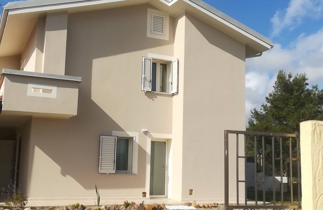 Vacation House i TRE PINI- 2 KM FROM THE BEACH OF PORTO PINO