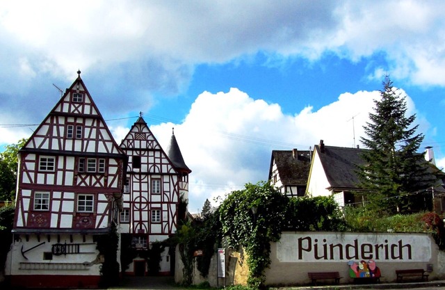 Urlaub in Pünderich, dem Kleinod der Mittelmosel