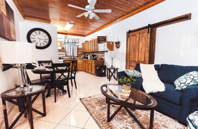 Vacation in the Comfort of Home at LiShay’s Cottage