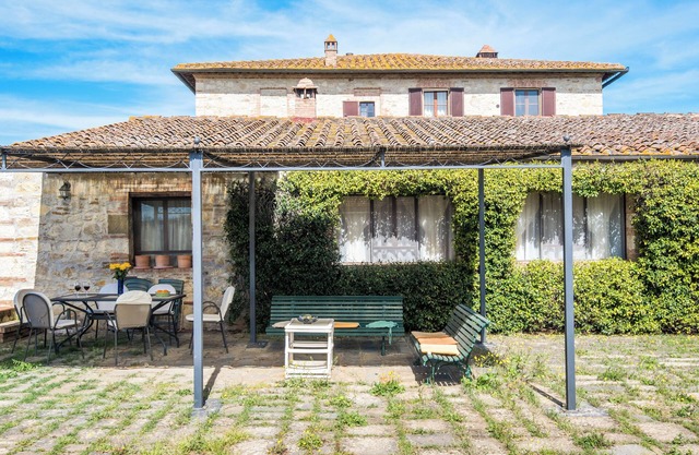 Ferienhaus "Casalino" mit Gemeinschaftspool, Gemeinschaftsgarten und WLAN