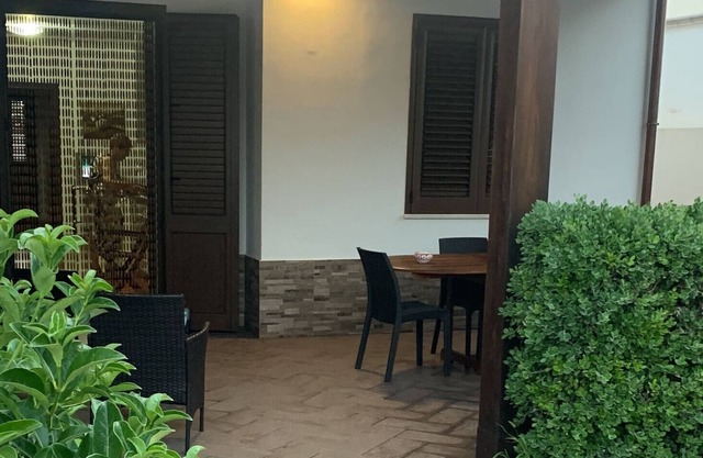Ferienhaus "Villetta La Fata" mit Meerblick und Privaten Überdachten Terrassen