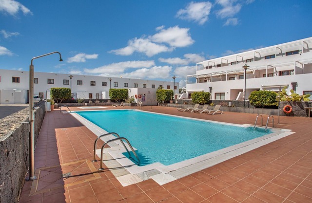 Urlaub 'Queen Ovetus Planta Baja' mit Bergblick, Gemeinschaftspool und Wi-Fi