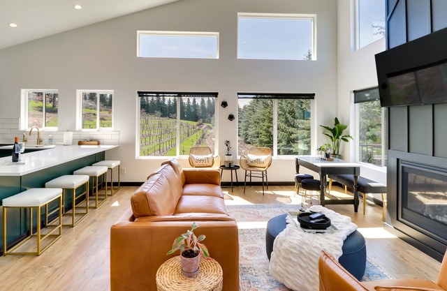 Vacation Rental in Bigfork, MT: Deck & River Views