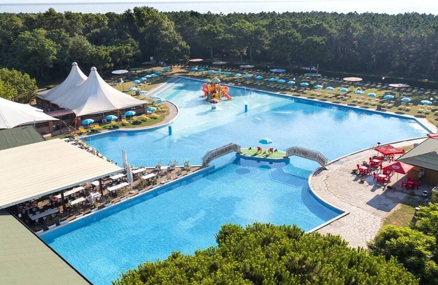 Feriendorf Fantastico Bungalow BAB für 8 Personen