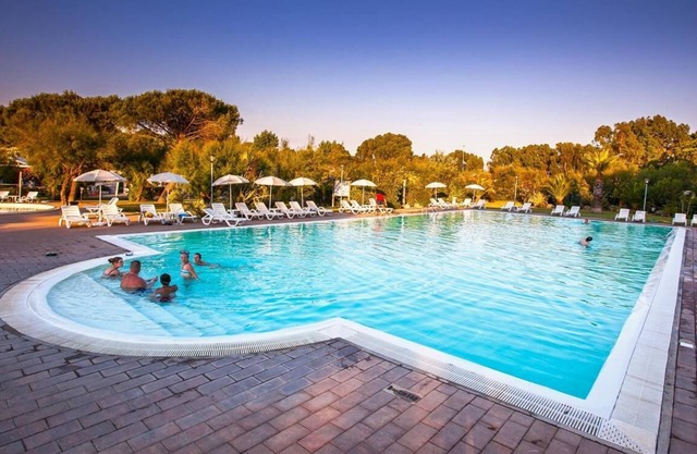 Feriendorf Le Tamerici Mobilehome Capri für 6 Personen