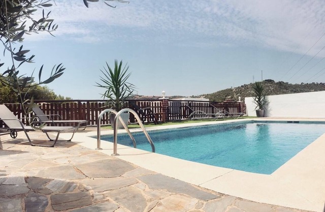 Vacational Villa ~ Private Pool -Outdoors garden & BBQ - Costa Daurada Beaches