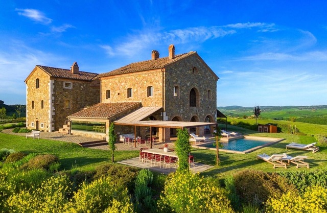 VAL D'ORCIA ESTATE