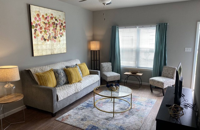 Valdosta Oasis: 2BR 2.5 BA near VSU and Downtown