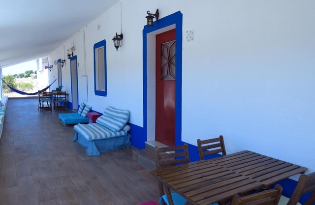 Vale do Boto-Quinta com 3 casas