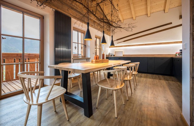 Ferienwohnung VALENTIN36 Ritten mit WLAN und Balkon