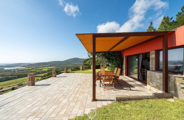 Valeria's Panoramic House