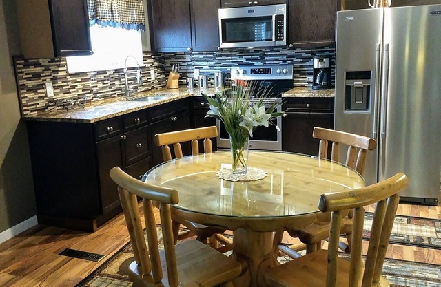Vallee creek rentals(2)- located on the snowmobile-atv trail