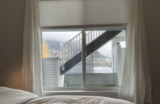 Valleyview 2 Bedroom with Hot Tub and Games Room