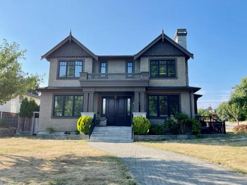 Vancouver Luxury guesthouse