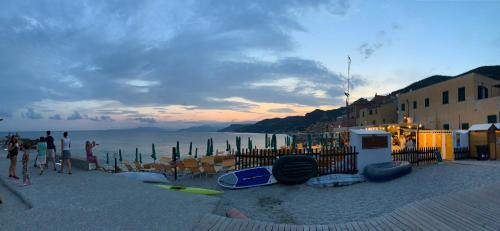 Varigotti #subitoalmare