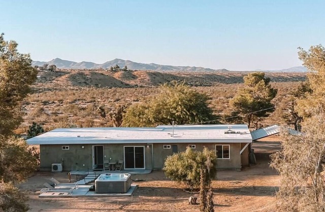 Vast Desert Views & Privacy · Pipes Canyon Lookout