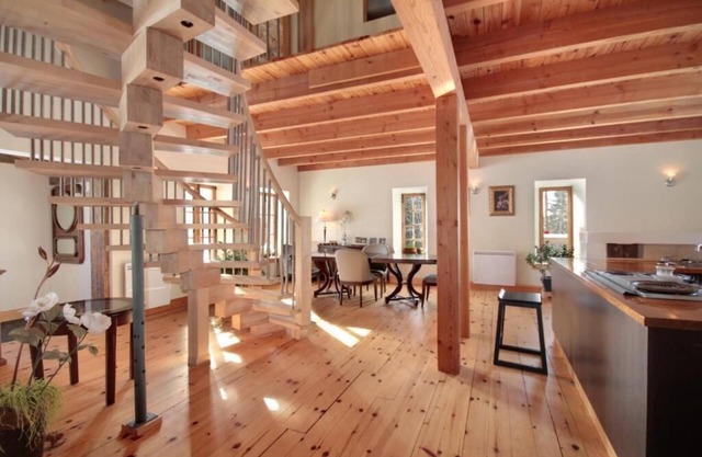 Riesige Open Space Post und Beam Cottage