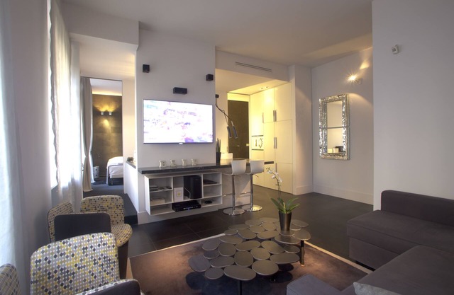 VATIKAN Design & Modische Wohnung Wifi Waschmaschine