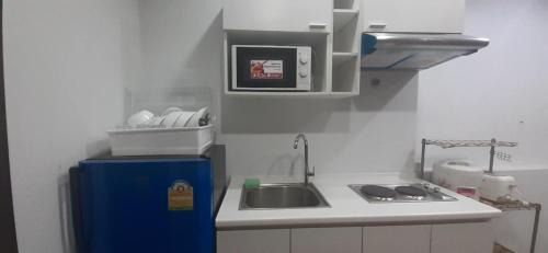 Vee Condo 502