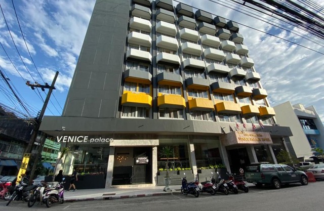 Venice Palace Hotel