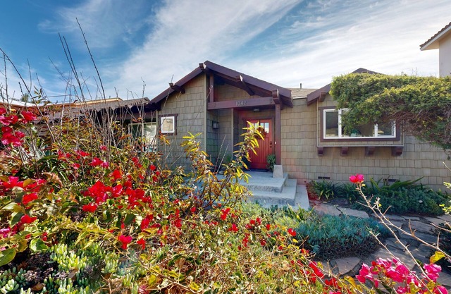 Ventura Beach craftsman home with stunning primary suite - 80 steps to the beach