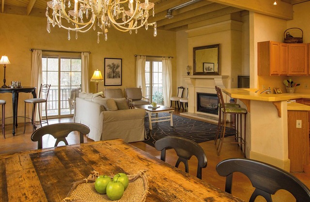Veranda: A Charming Murphys Experience