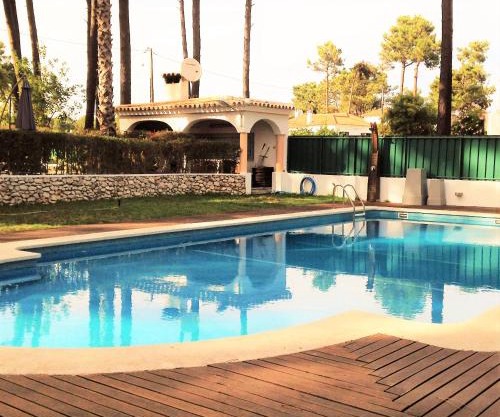 Verdizela Pool & Garden
