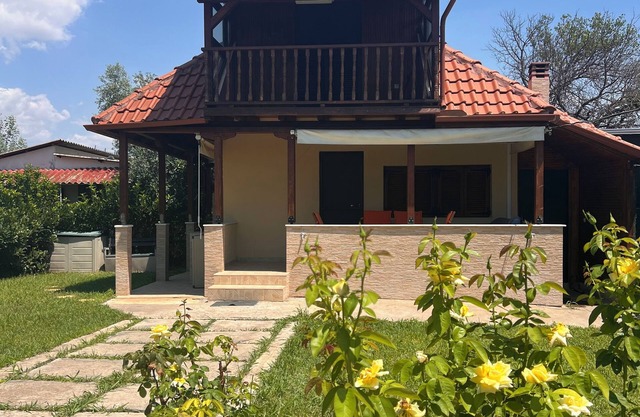 Vergia Coast - 500m from the beach - Tranquil getaway with garden