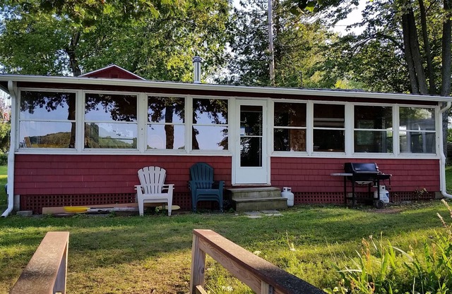 Vermont Lake Champlain Cottage - 30 Minuten von Burlington oder Middlebury