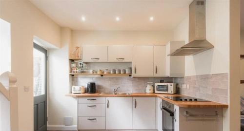 Vern Dale Cottage, Erwood, River Wye, Builth Wells