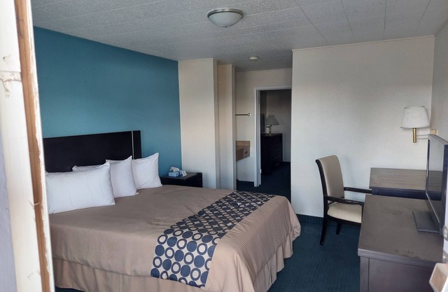 Vernal Inn