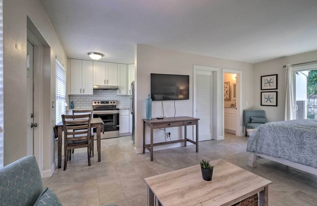 NEU! Vero Beach Studio-Walk to Ocean & Restaurants