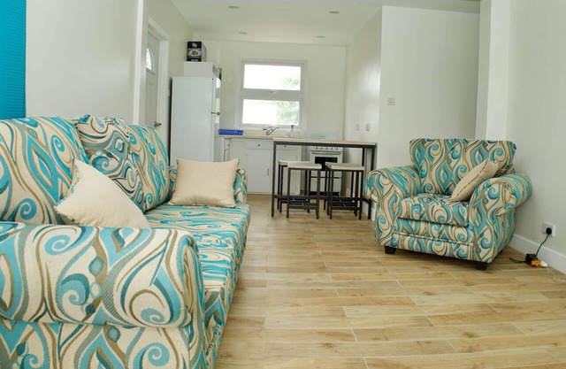 Veronica's - Breathe Easy - Reduit Apartment #3
