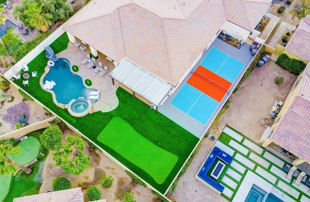 Versailles/Pickleball/Game Room/7BR
