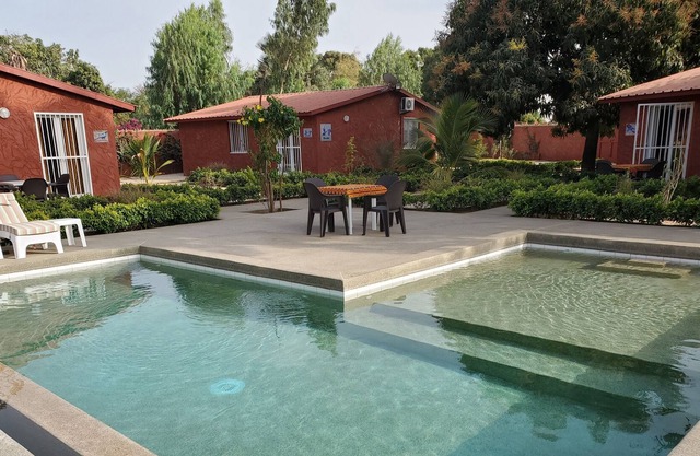 Very beautiful Villa Rollier, 70m2, located on the edge of a swimming pool with paddling pool
