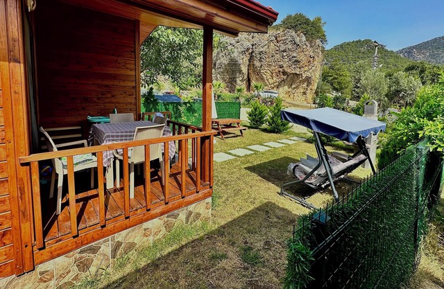 VERY CLOSE TO THE SEA AND YOU WILL FEEL IN THE WARMTH OF YOUR HOME