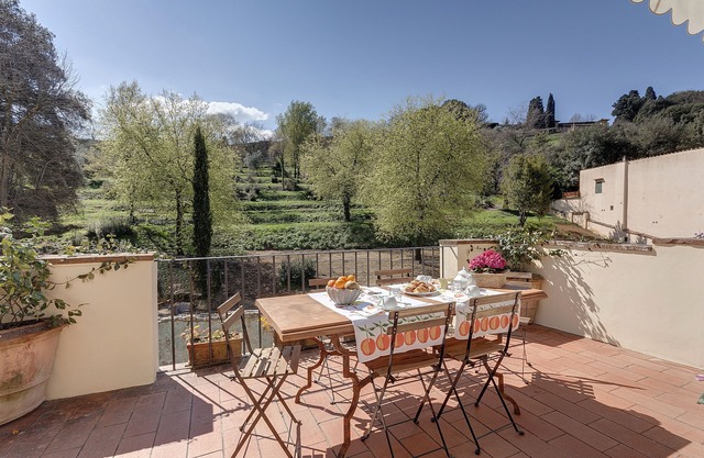 LARGE PENTHOUSE mit 3 Schlafzimmern und 6 Personen mit Aufzug und Terrasse